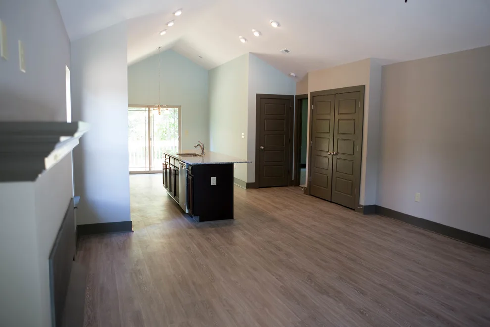 Artisan Cottage by Parkers Carpet One - Photo 13
