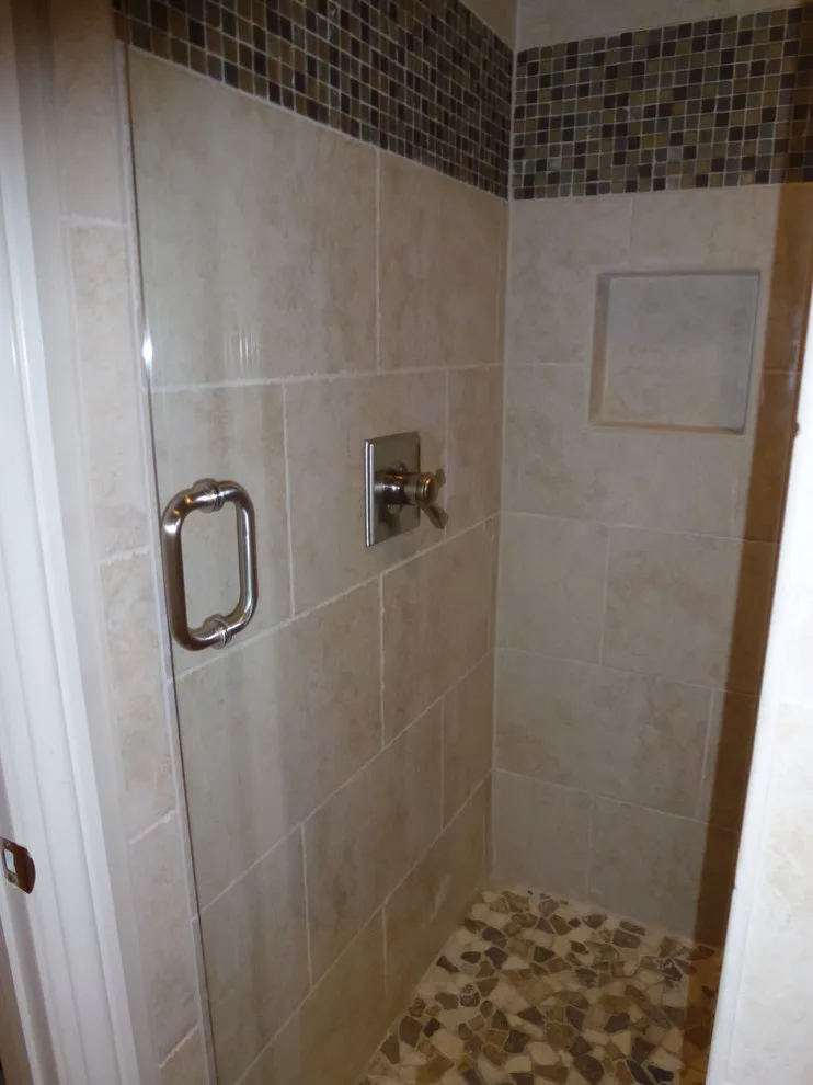 Complete home renovation in Fort Smith by D&D Floor Covering Inc - Photo 4