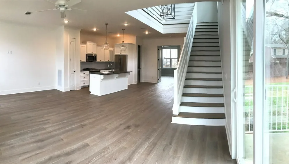 Stout's Carpet, Inc. - Photo 4