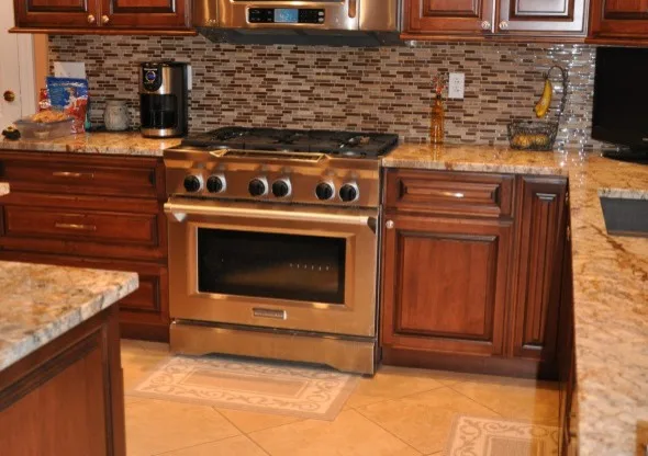 Fenton, MO Kitchen Backsplash and Tile Flooring by Gateway Flooring - Photo 5