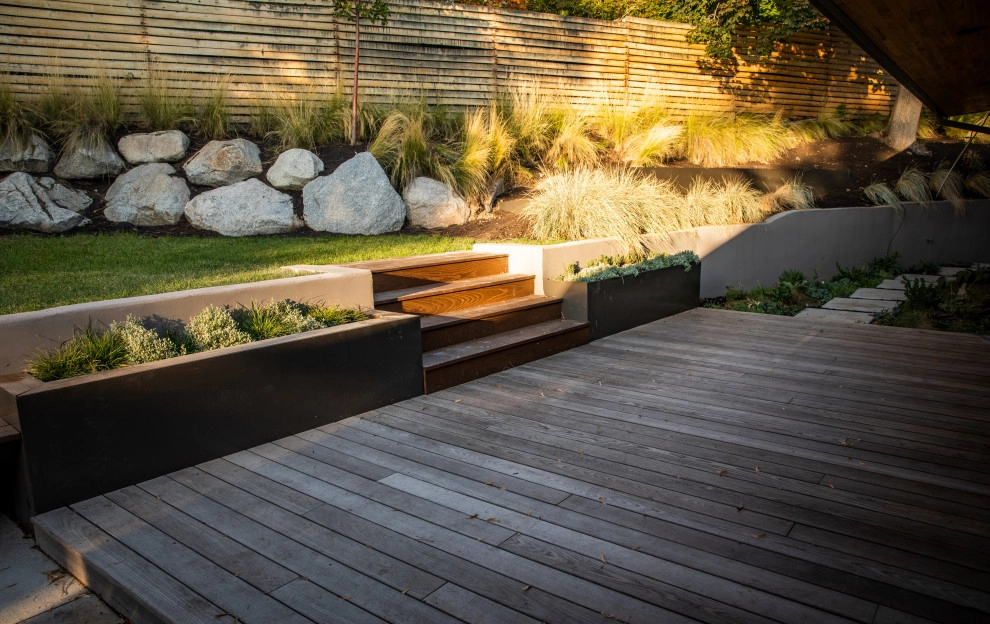 Modern Backyard Retreat On East Bench by Big Rock Landscaping - Photo 5