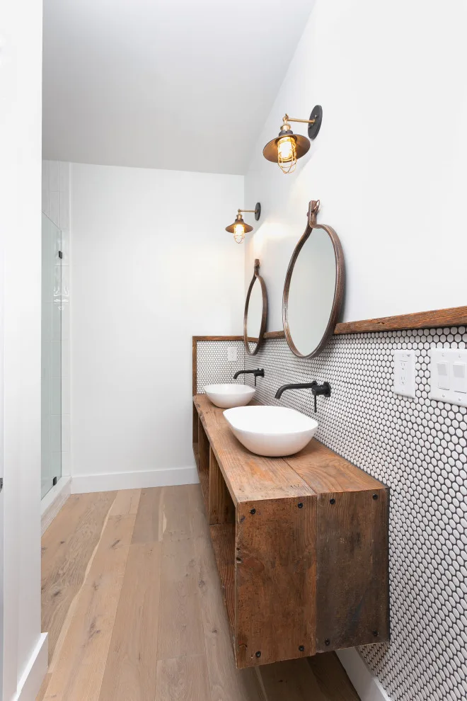 Silva Household by Flooring Factory LLC - Photo 2
