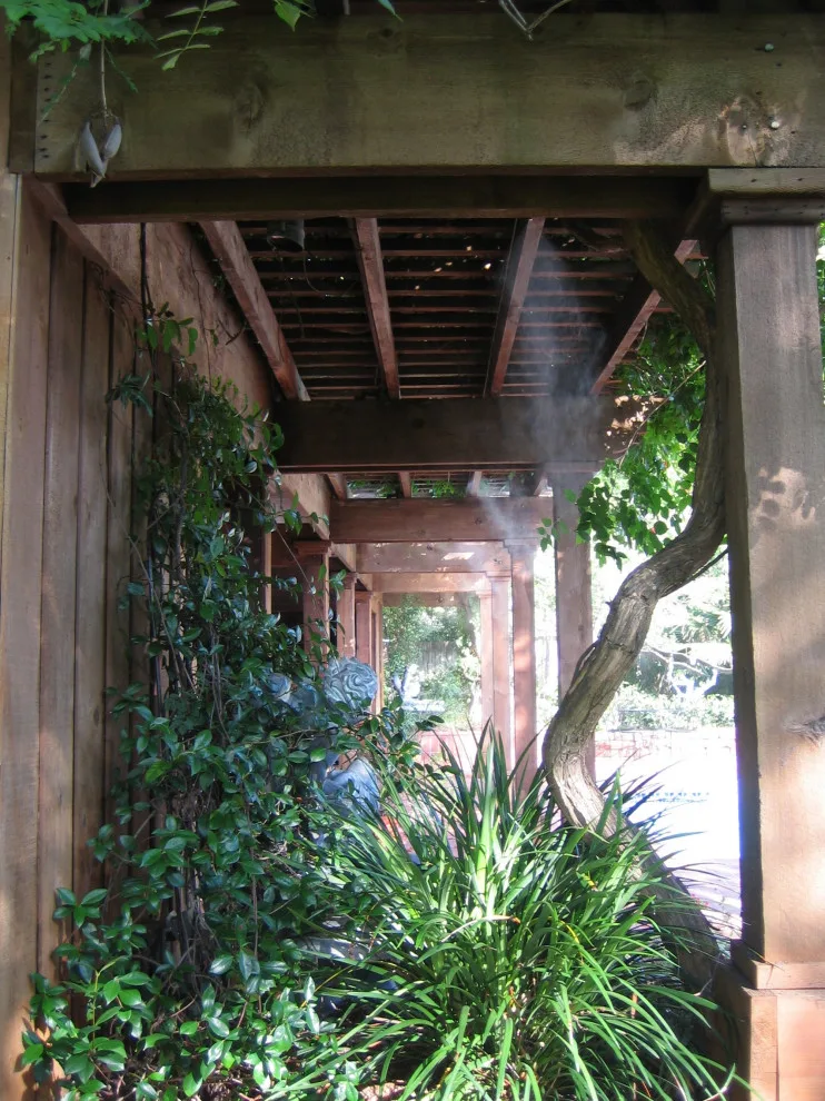Backyard Comfort & Pest Control - Photo 14