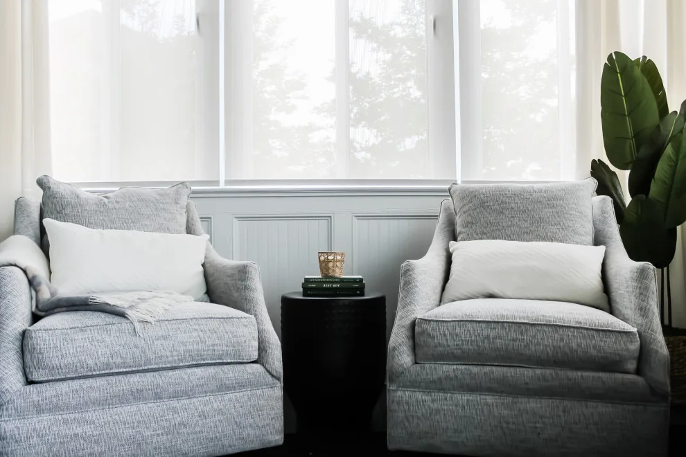 Cozy Sunroom by GoldLeaf Interior - Photo 3