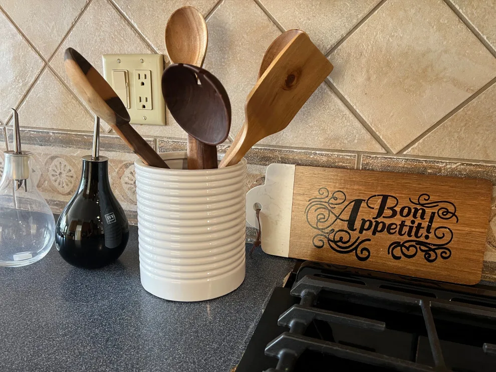 Home Staging for Vacant Properties in Natick by Céline's Interiors - Photo 4