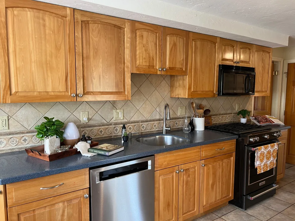 Home Staging for Vacant Properties in Natick by Céline's Interiors - Photo 43