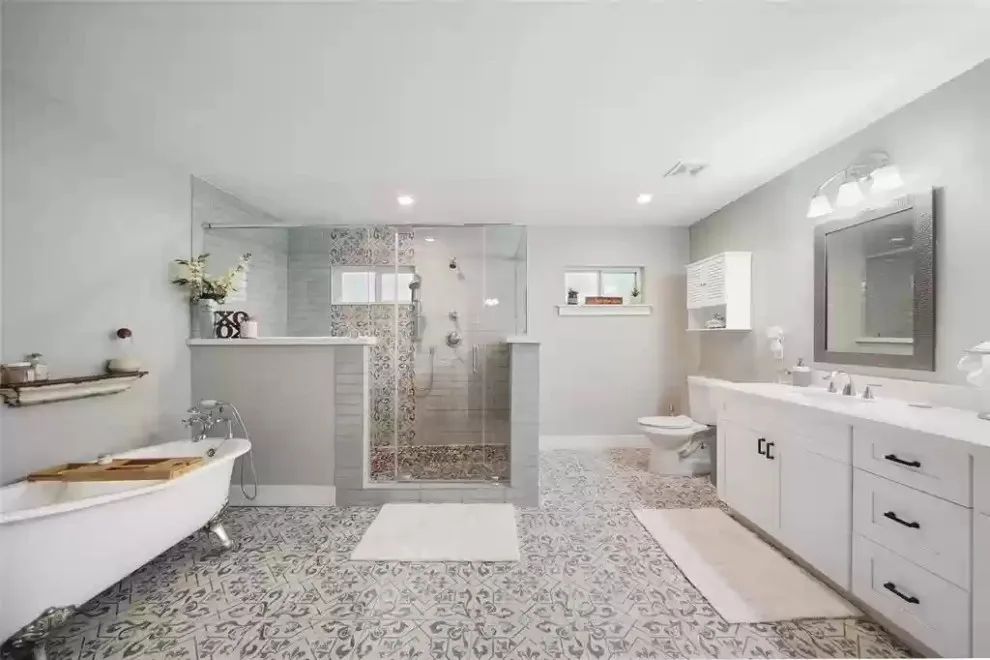 Blue Lotus Homes LLC - Photo 12
