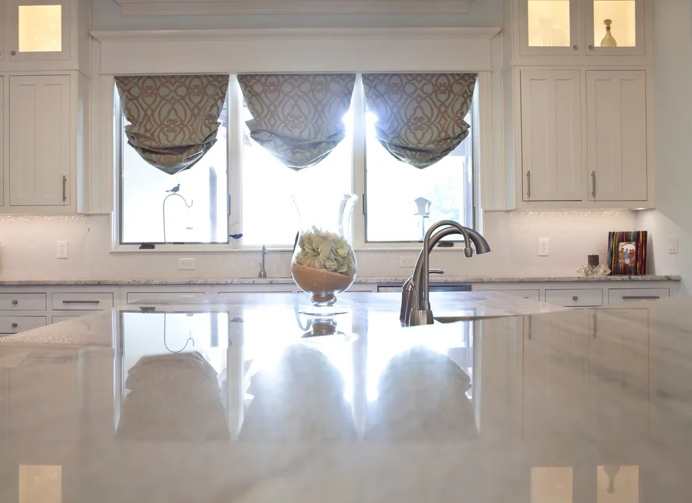 Contemporary by CRH Interior Design, LLC - Photo 3