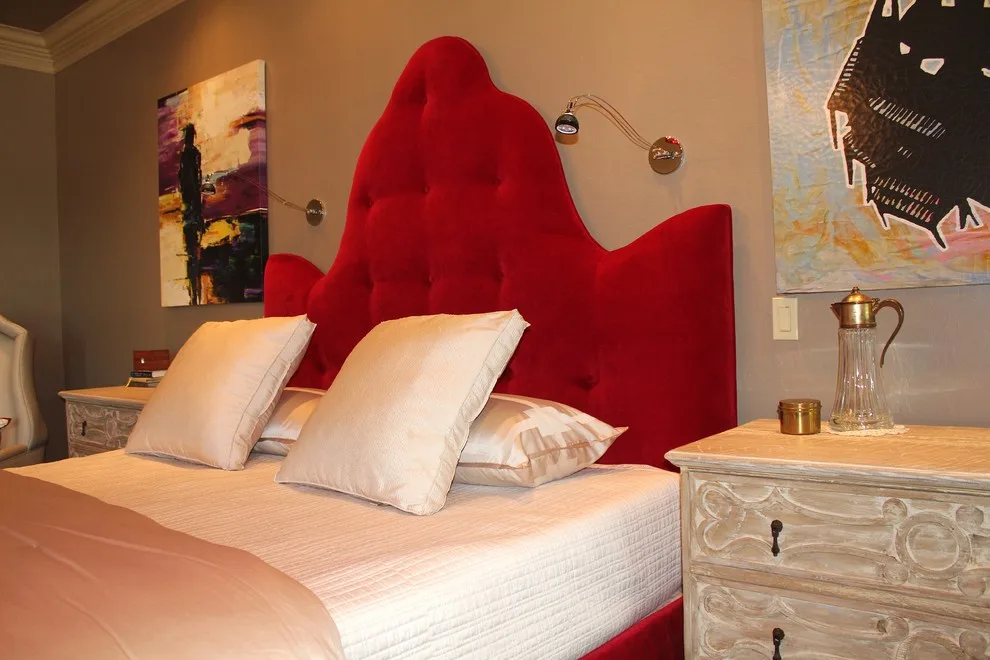 Contemporary by CRH Interior Design, LLC - Photo 5