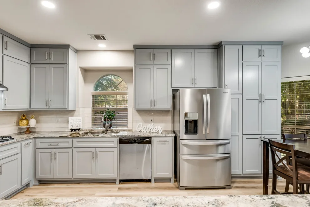 Kitchen Renovation - Color Advice by Anntraves Interior Design - Photo 6