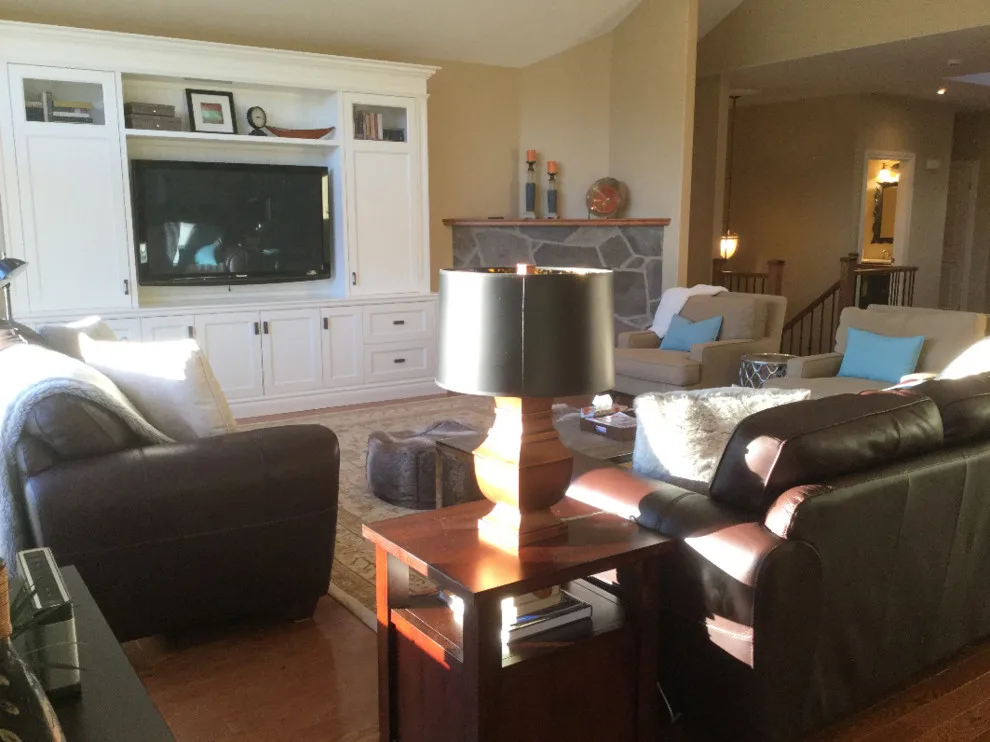 Toronto Complete Home Staging by Fantabulous Interiors - Photo 12