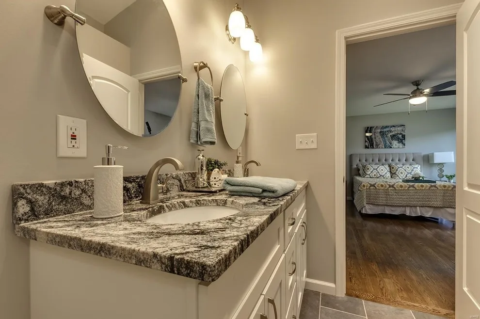 Ballwin Kitchen and Bathroom Design and Staging by Envision Creative Studios - Photo 13