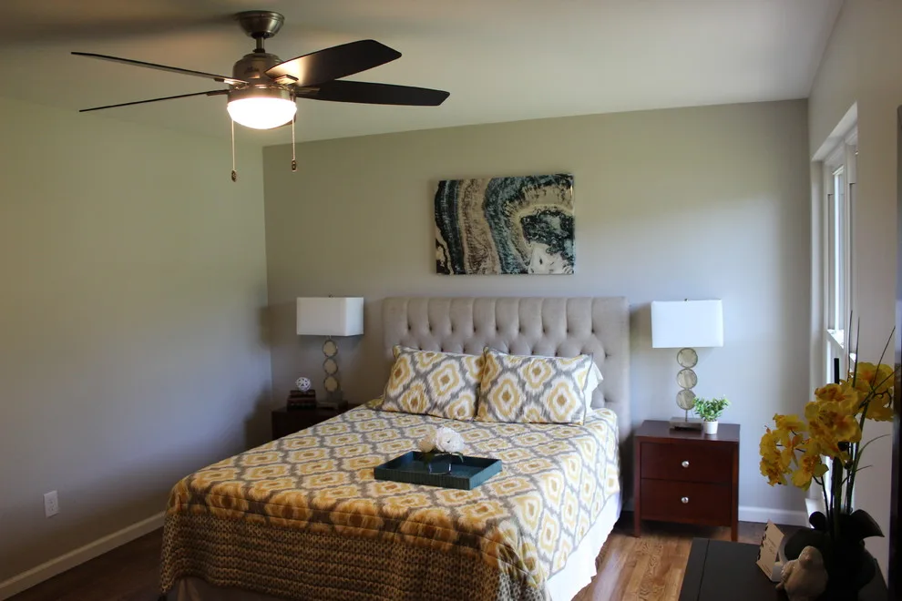 Ballwin Kitchen and Bathroom Design and Staging by Envision Creative Studios - Photo 2