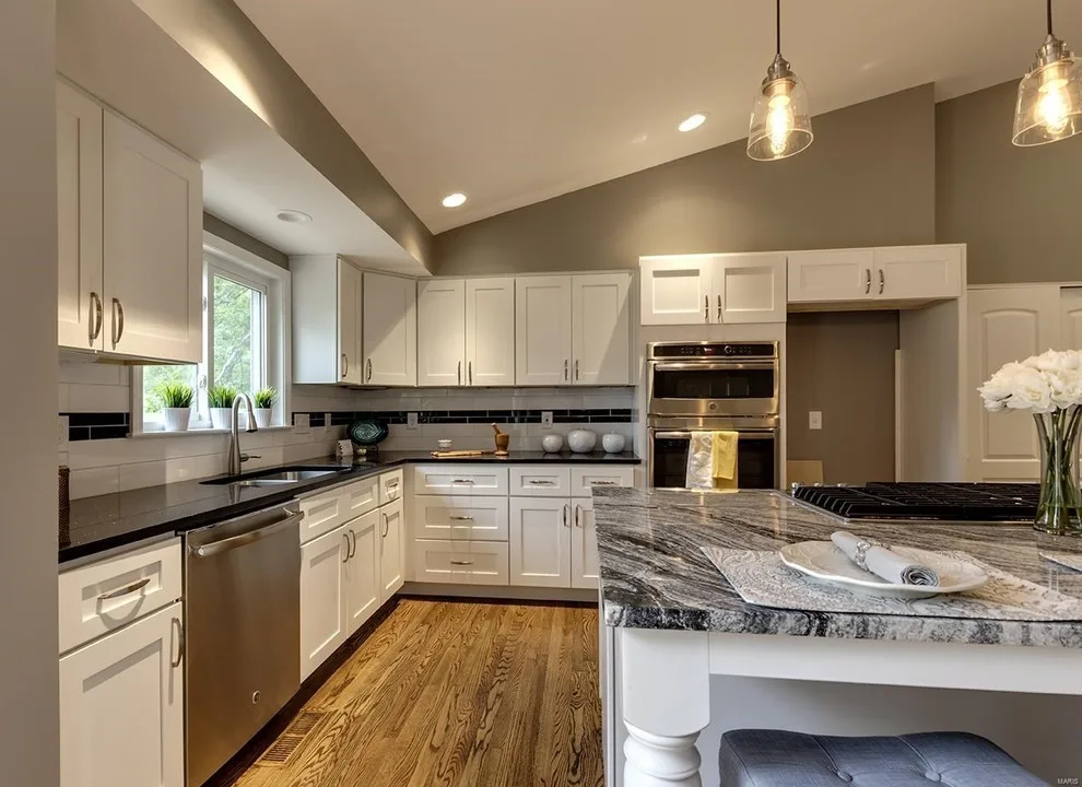 Ballwin Kitchen and Bathroom Design and Staging by Envision Creative Studios - Photo 11