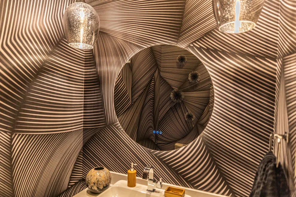 Courageous in Compact Areas by Anntraves Interior Design - Photo 5