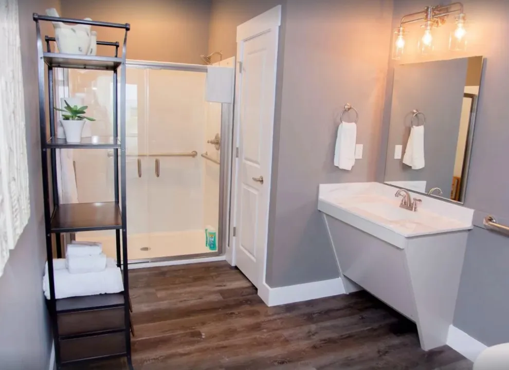 Branson Lakeside Home Design by One Of A Kind - Photo 15