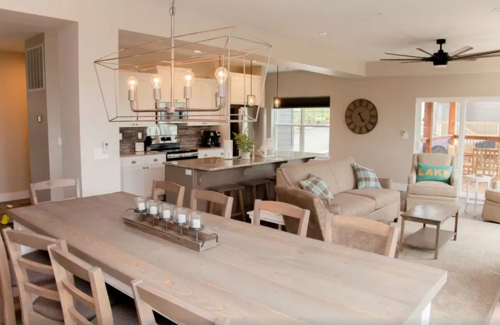 Branson Lakeside Home Design by One Of A Kind - Photo 7