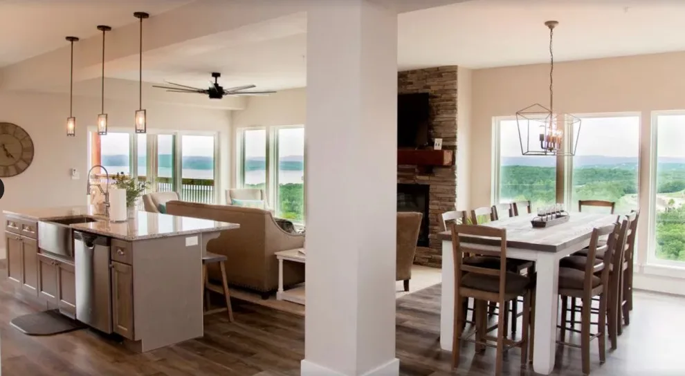 Branson Lakeside Home Design by One Of A Kind - Photo 4