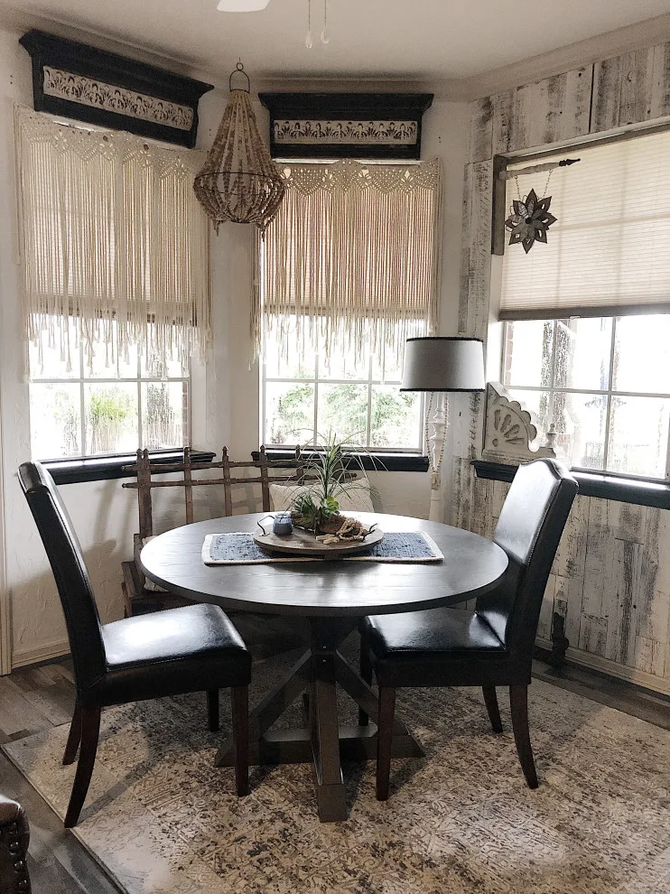 Morning Meal Space by Debi Lynn Interior Designs, LLC - Photo 5