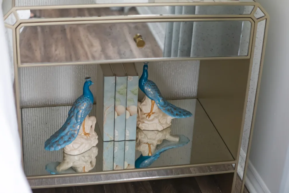 Champagne Blues Luxury Suite by GoldLeaf Interior - Photo 14