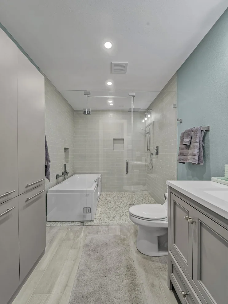 Project Restroom Serenity by Anntraves Interior Design - Photo 7