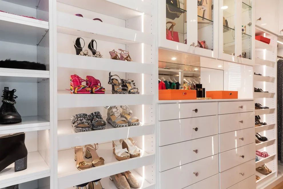 Beltline Interior Staging by GoldLeaf Interior - Photo 22
