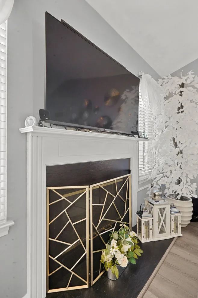 Chic Condo Makeover by Leave It To Meeka Interior Décor - Photo 12