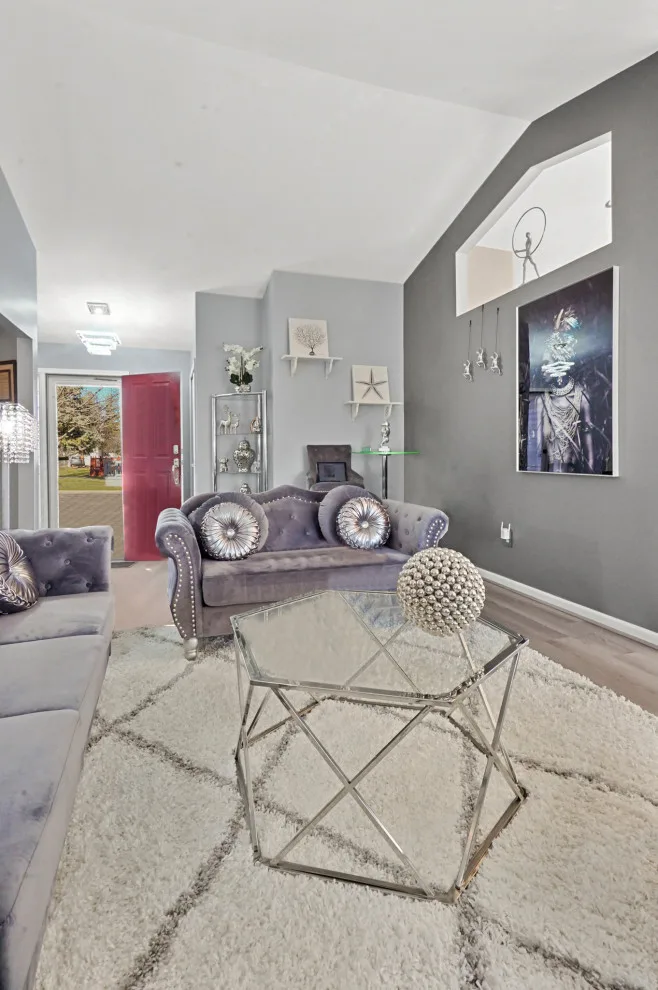 Chic Condo Makeover by Leave It To Meeka Interior Décor - Photo 6