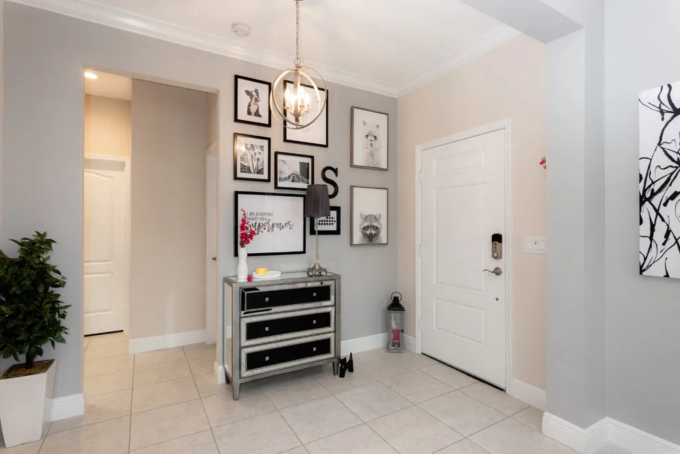Contemporary English Atmosphere by Maria Rose Interiors LLC - Photo 3