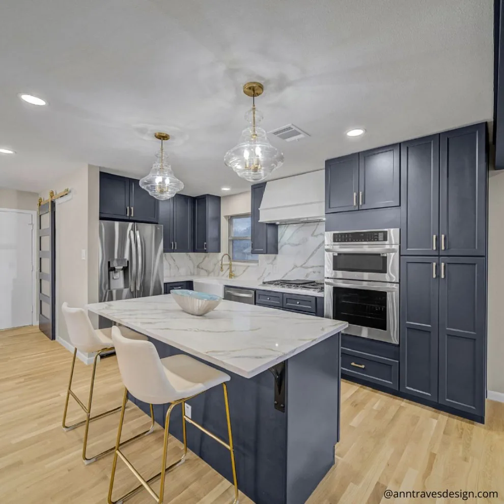 Culinary Enhancement with Open Design by Anntraves Interior Design - Photo 8