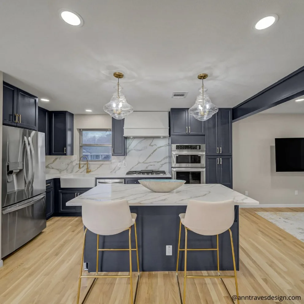 Culinary Enhancement with Open Design by Anntraves Interior Design - Photo 4