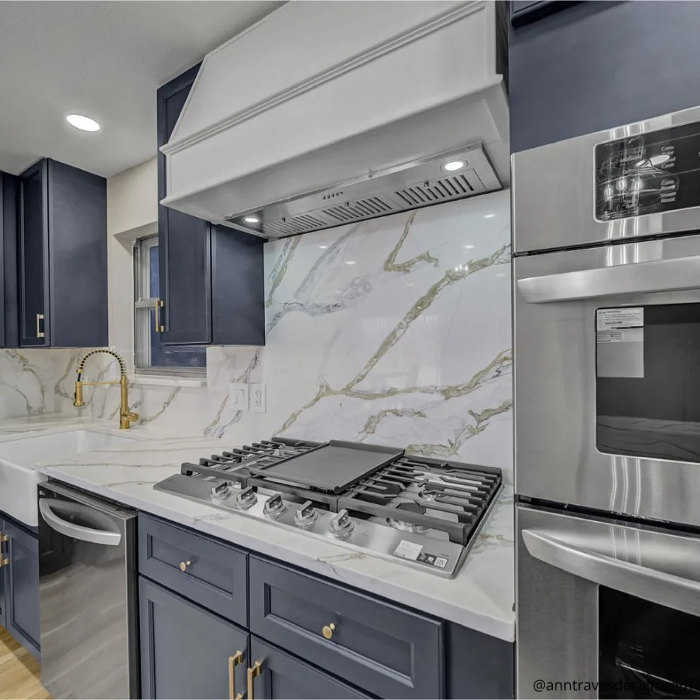 Culinary Enhancement with Open Design by Anntraves Interior Design - Photo 6