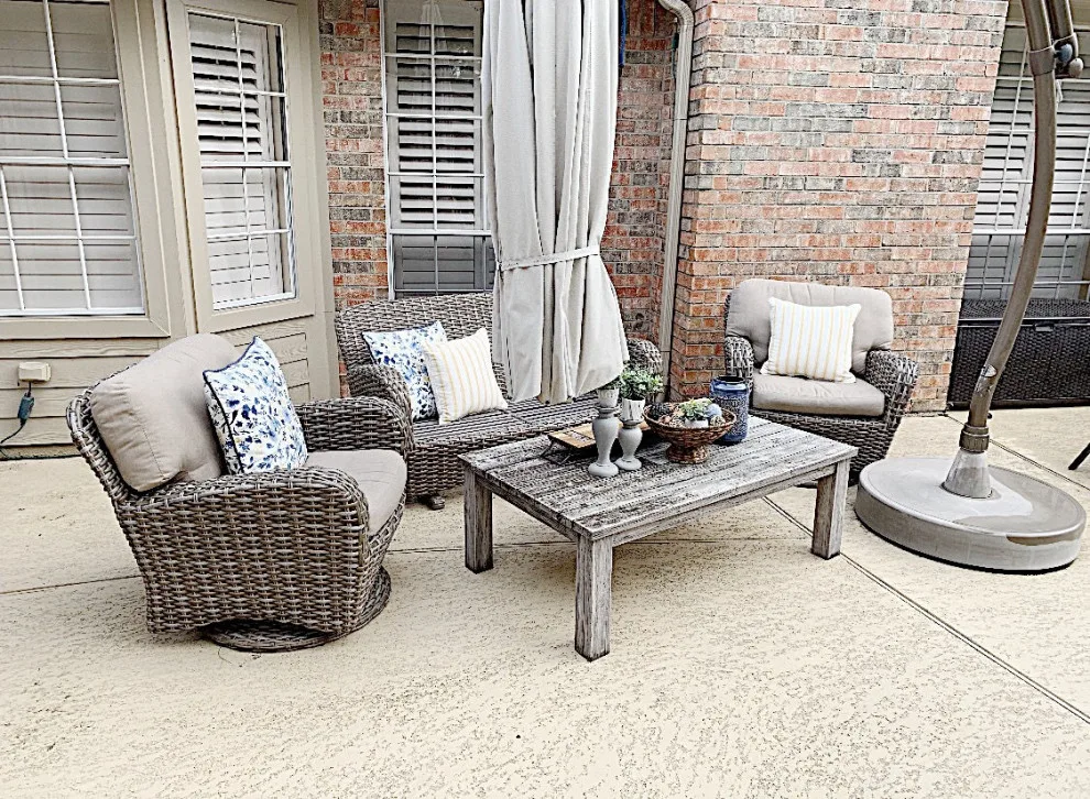 Outdoor Terrace by Debi Lynn Interior Designs, LLC - Photo 5