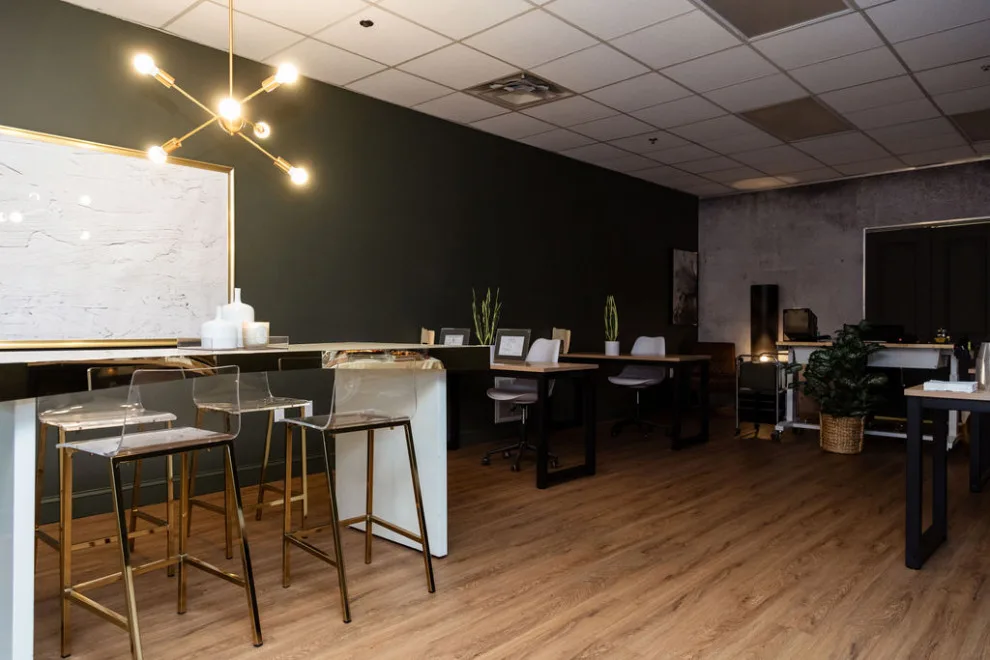 Property Management Office by GoldLeaf Interior - Photo 5