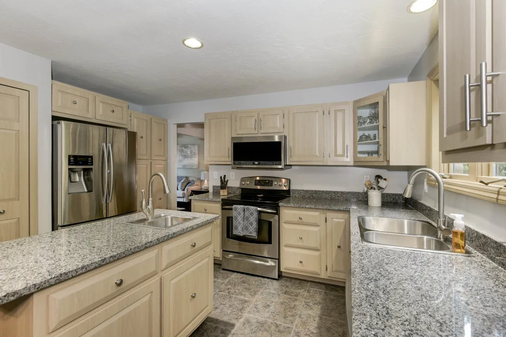 Shaler PA Prepared for Sale by Elite Design & Home Staging - Photo 18