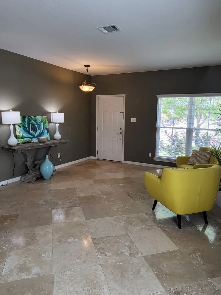 Show-Off Home LLC - Photo 9