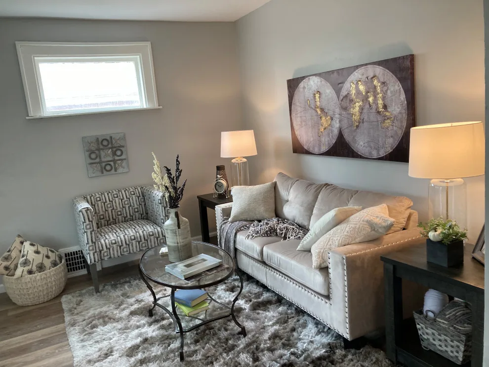 Centerline Staging by Fantabulous Interiors - Photo 9