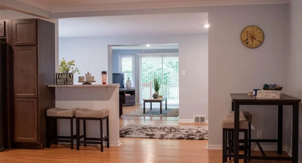 Melrose Staging by Fantabulous Interiors - Photo 4