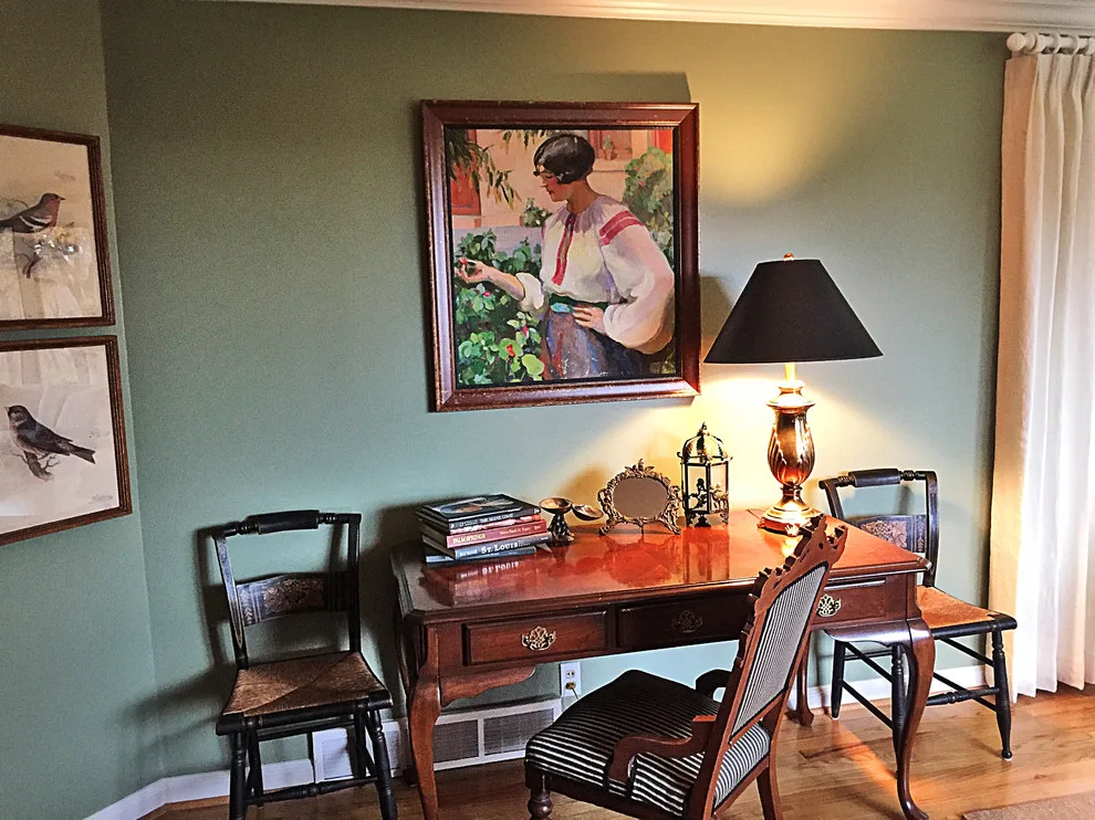 Living Room Revamp at Sunset Hills by Envision Creative Studios - Photo 2