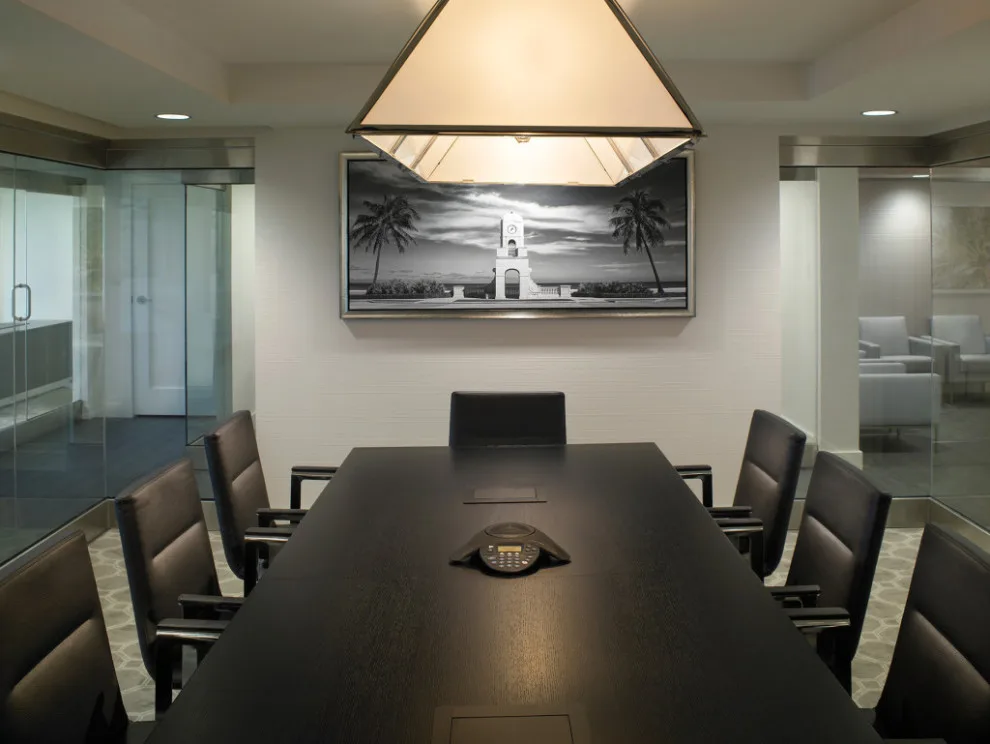 Trump Plaza Décor by Interiors By SBI - Photo 3