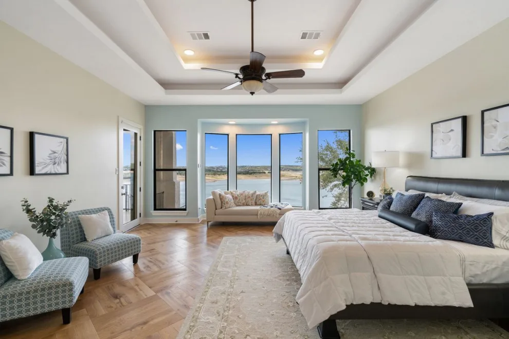 Show-Off Home LLC - Photo 11