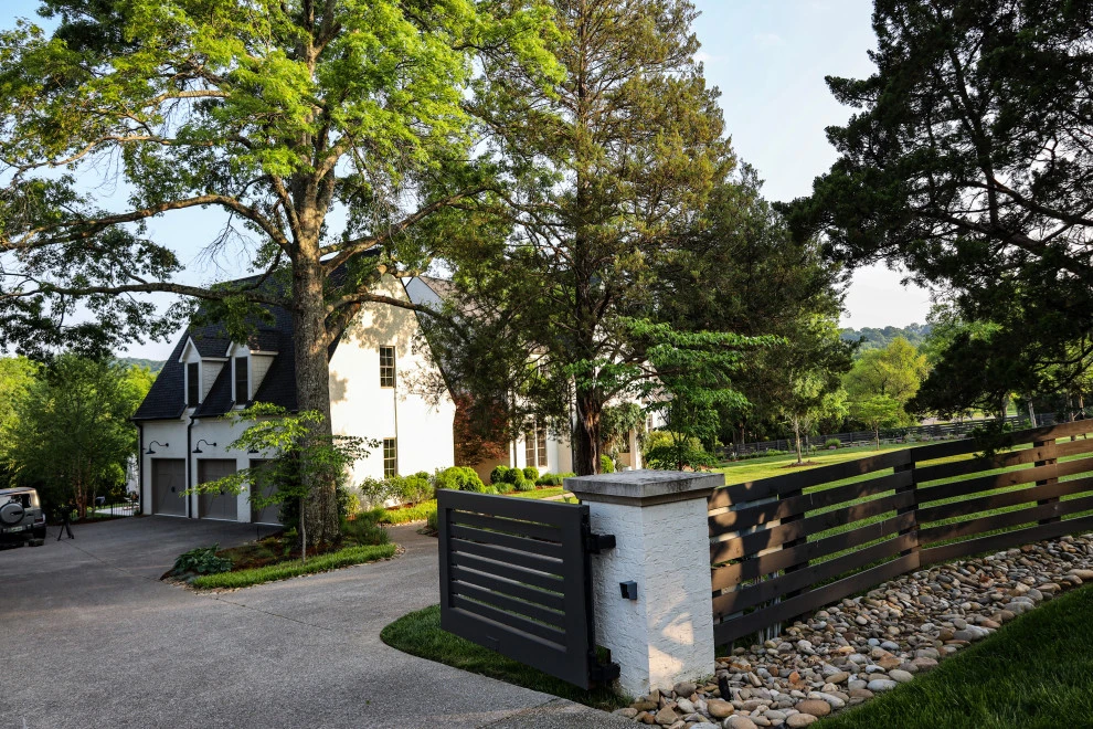 Estate Garden with Pool | Nashville, TN by Gardens Of Babylon Landscapes - Photo 10