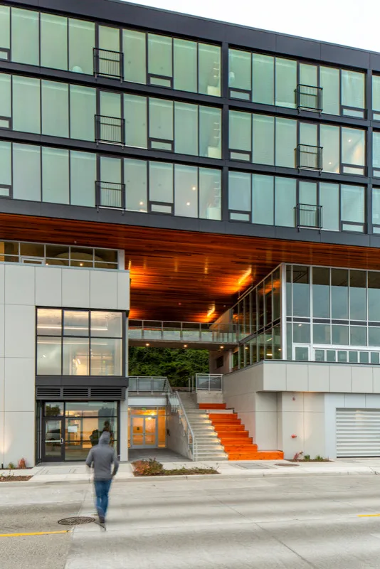 Harbor Avenue Campus by Rhodes Architecture + Light - Photo 4