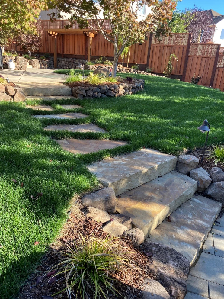 Sky Hawk Residence by Geared For Growing Landscape Services - Photo 5