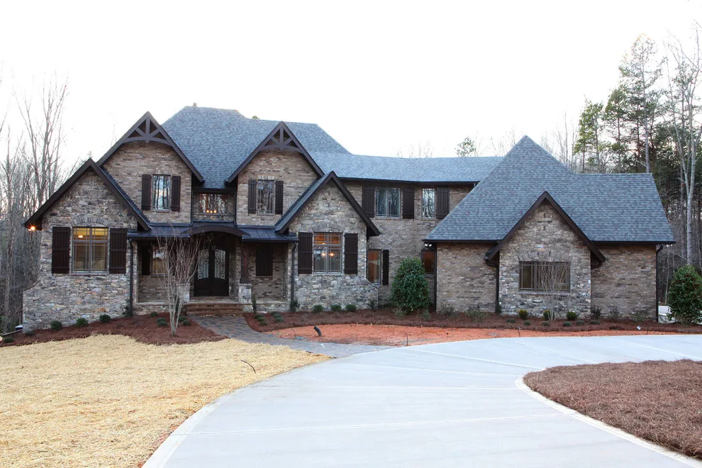 Mountain Artisan Builder by Ashley J. Design - Photo 4