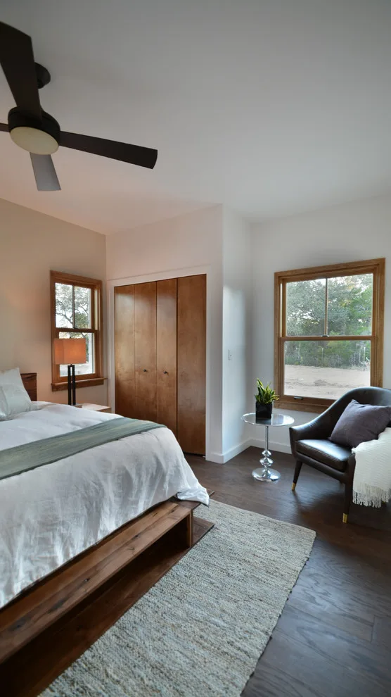 Cottage in the Hill Country by Clark Richardson Architects - Photo 8