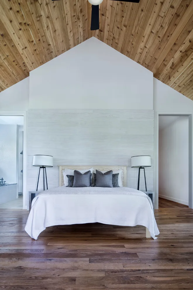 Hill Country Home by Clark Richardson Architects - Photo 5