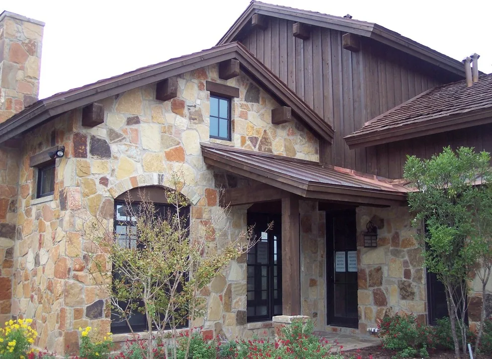 Hill Country Weekend Getaway by Pollard Hodgson Architects - Photo 11