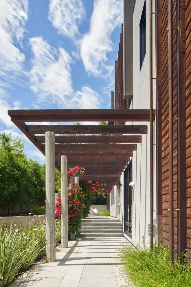 Contemporary Art Gallery Home by Marc Newman Architect - Photo 8