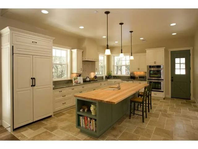 Hiltbrand Home by Isaman Design, Inc. - Photo 2